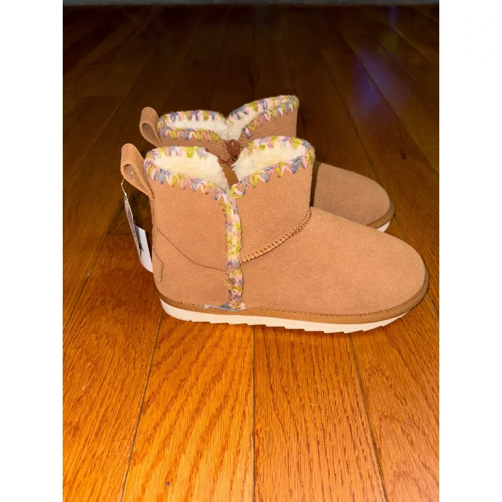 MIA Girls‎ Chestnut Bekha Suede Shearling Boots Embroidered Trim Size 4M NEW